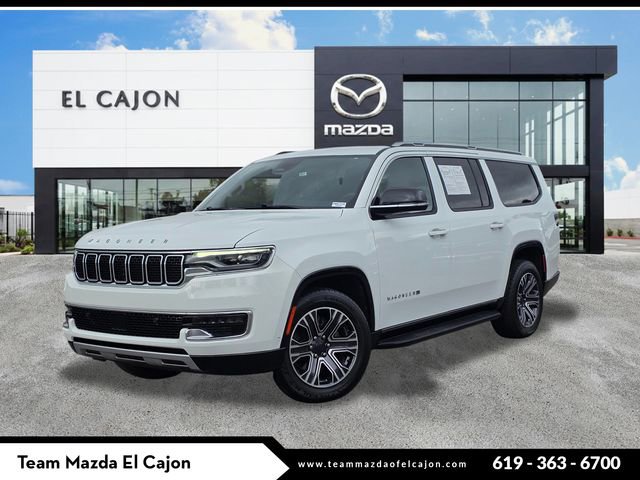 Used 2024 Jeep Wagoneer L Series II w/ Flexible Seating Group RWD image 1
