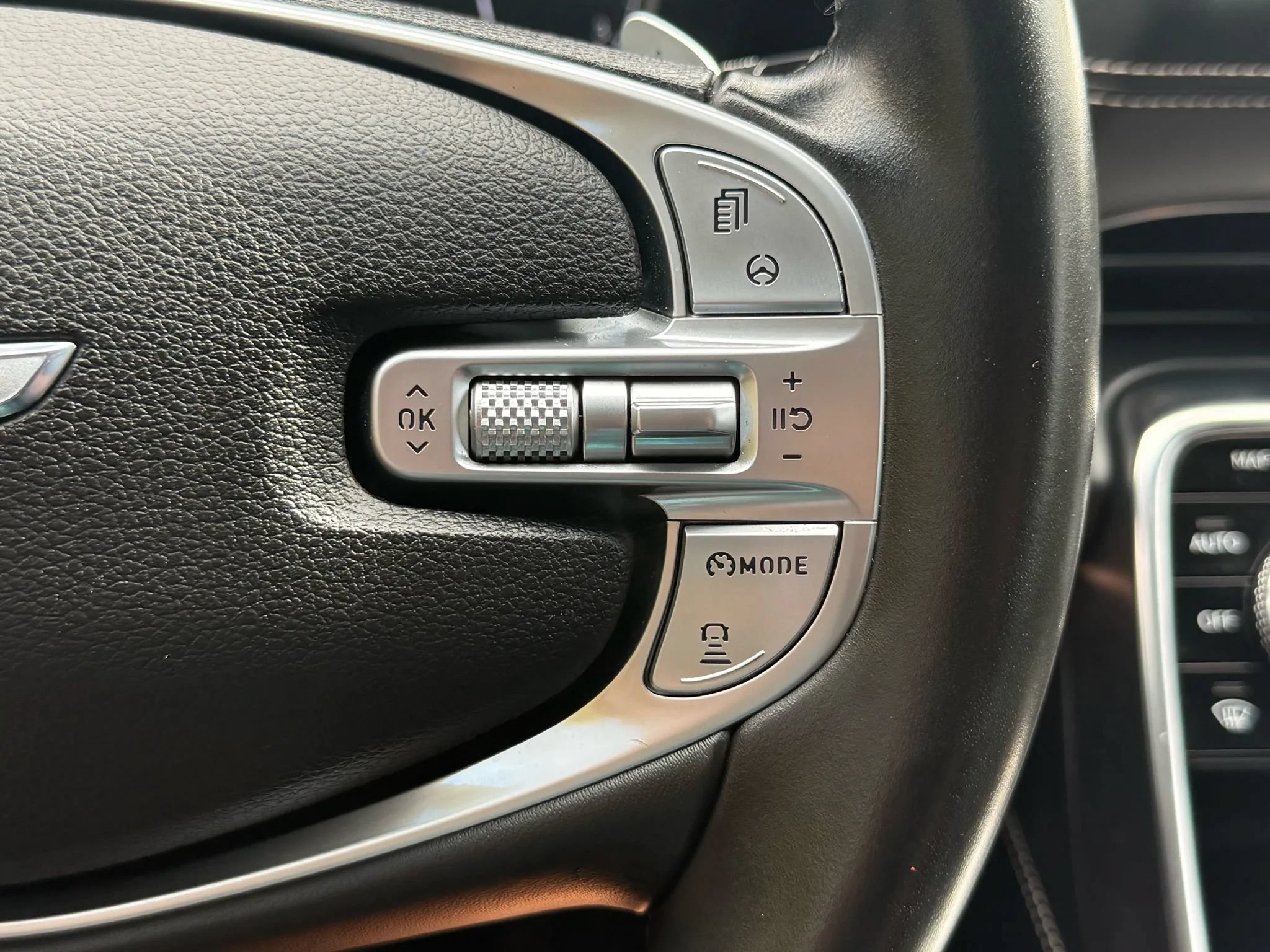 Used 2021 Genesis GV80 3.5T AWD/4WD image 13