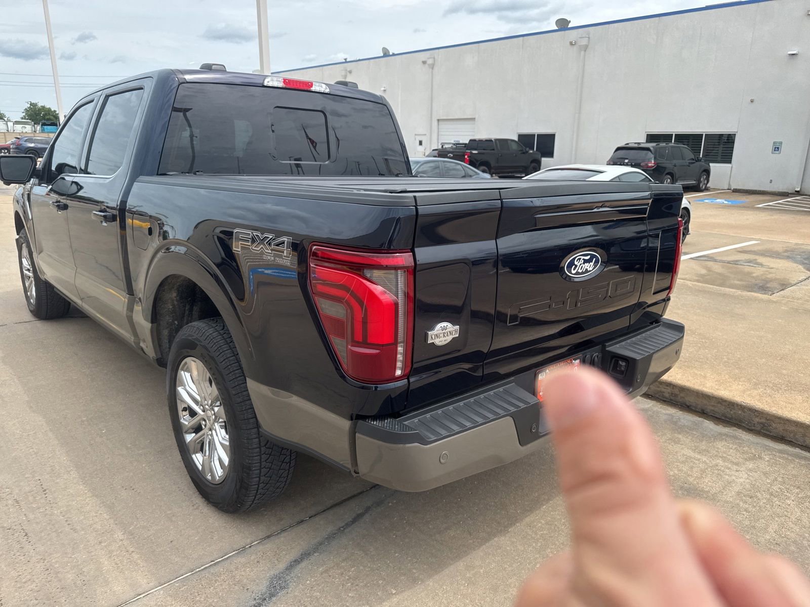 Used 2025 Ford F150 King Ranch w/ FX4 Off-Road Package AWD/4WD image 3