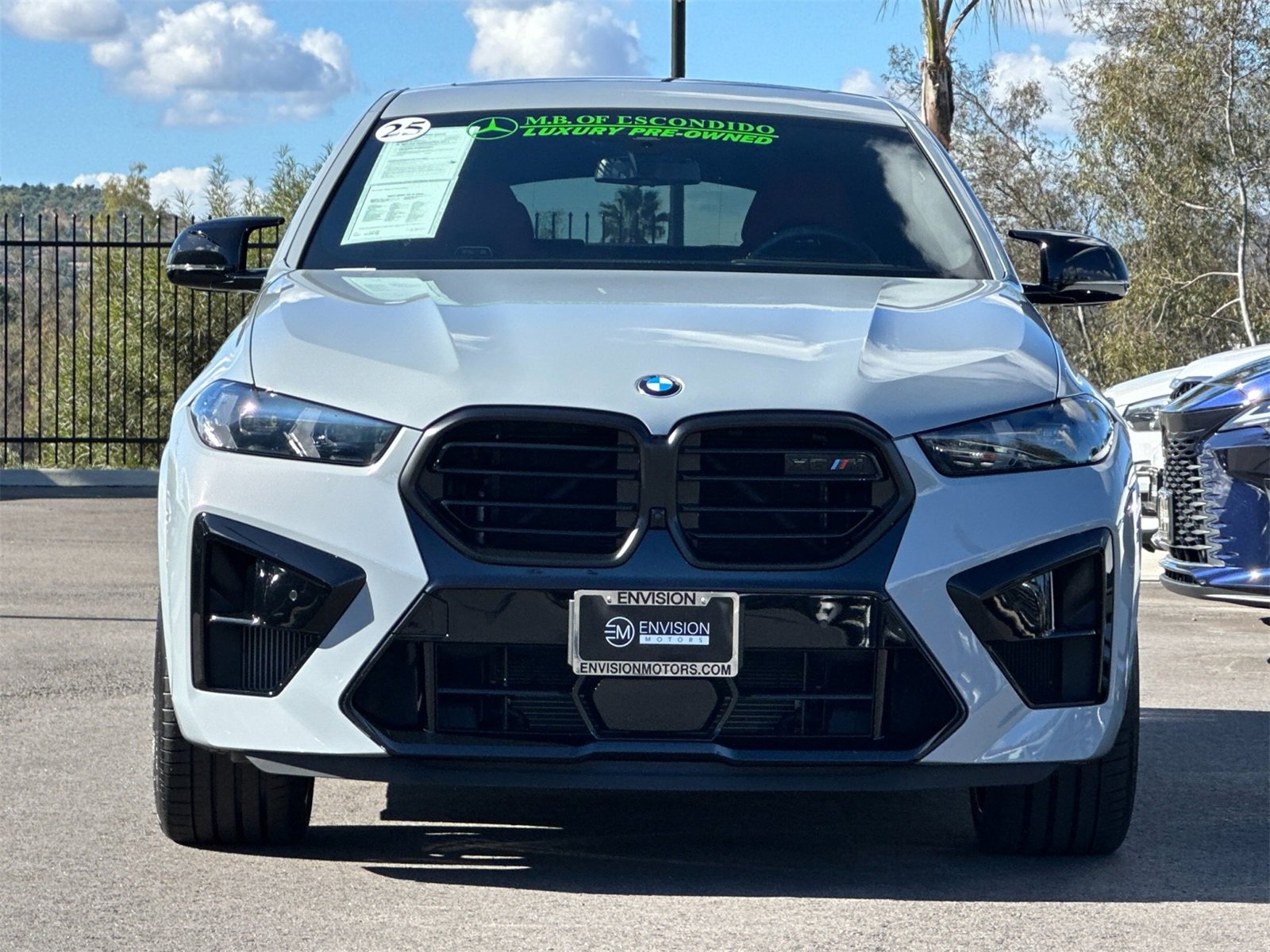 Used 2025 BMW X6 M Competition w/ Executive Package image 8