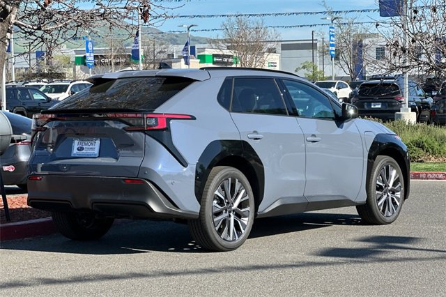 New 2026 Subaru Solterra Limited image 4