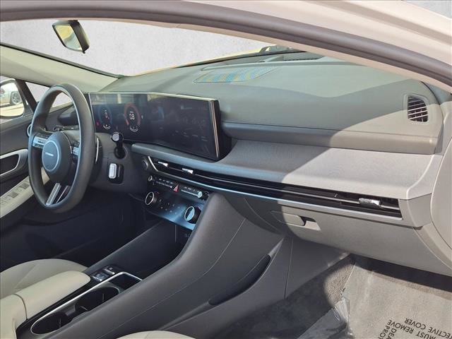 Used 2025 Hyundai Sonata SEL FWD image 21