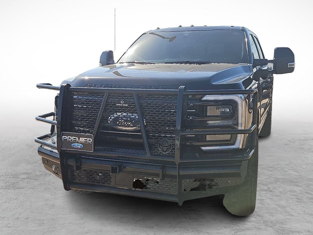 Used 2025 Ford F350 Platinum AWD/4WD image 4