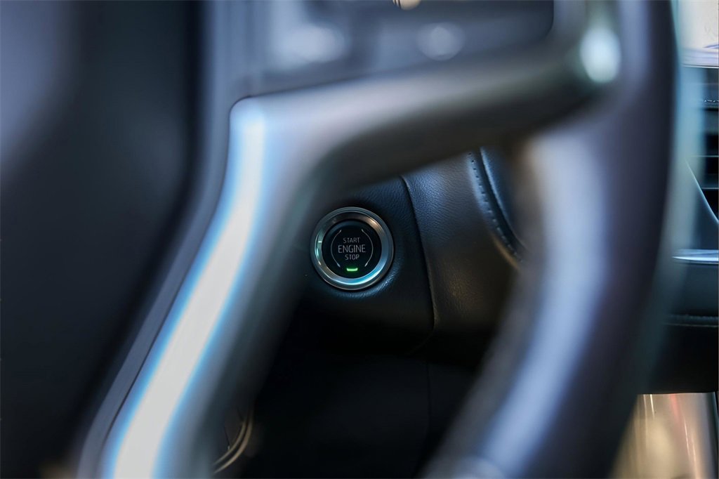 Used 2021 Chevrolet Suburban Z71 image 19