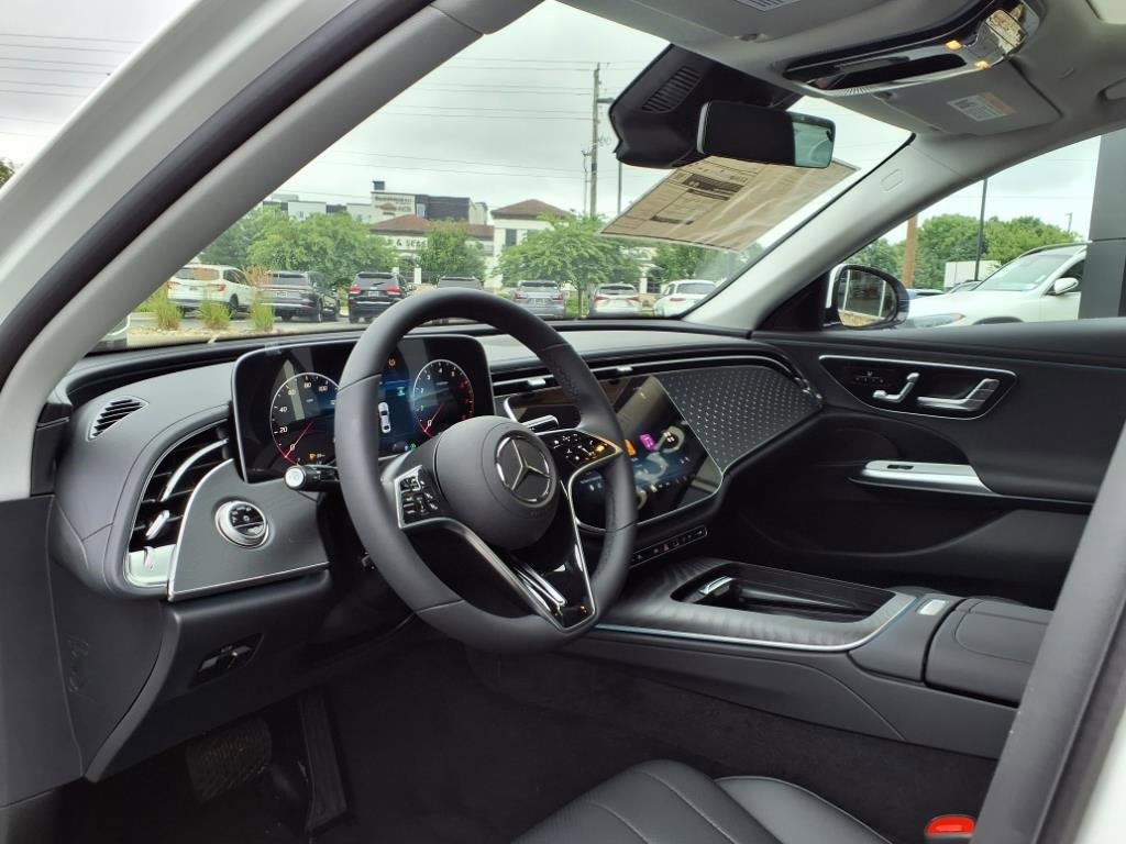 New 2025 Mercedes-Benz E 450 4MATIC Sedan image 15