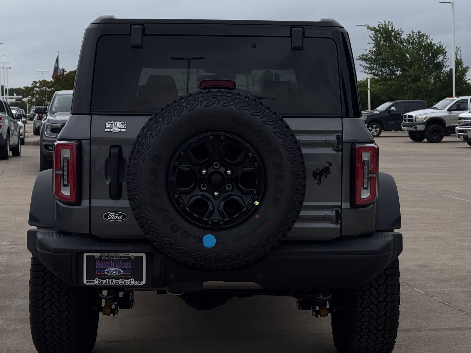New 2026 Ford Bronco Badlands image 5