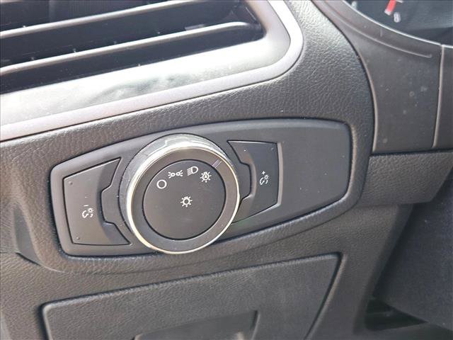 Used 2015 Ford Edge SE FWD image 15