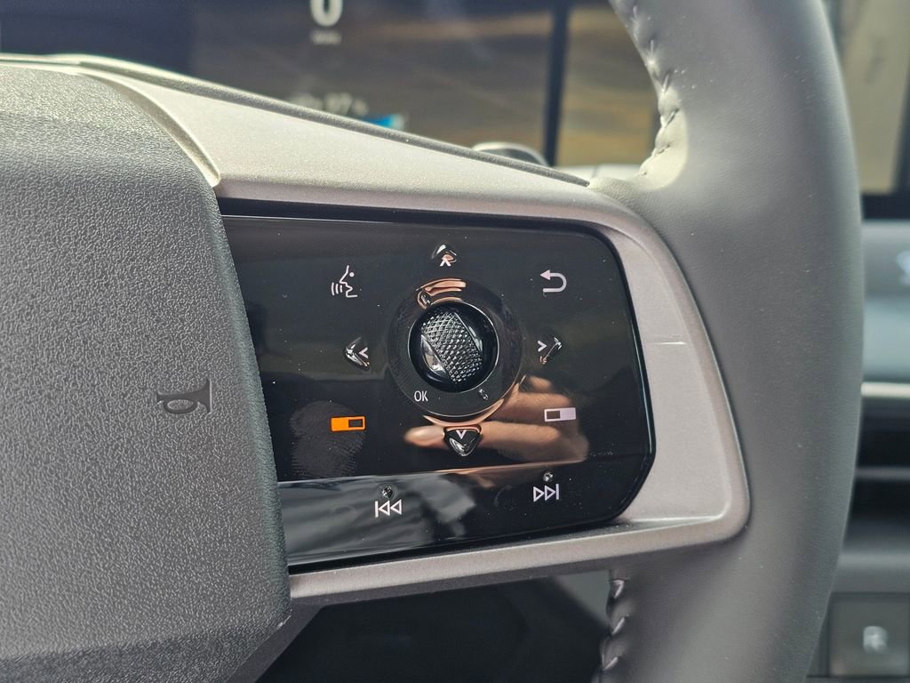 New 2026 Nissan Leaf Platinum+ FWD image 32
