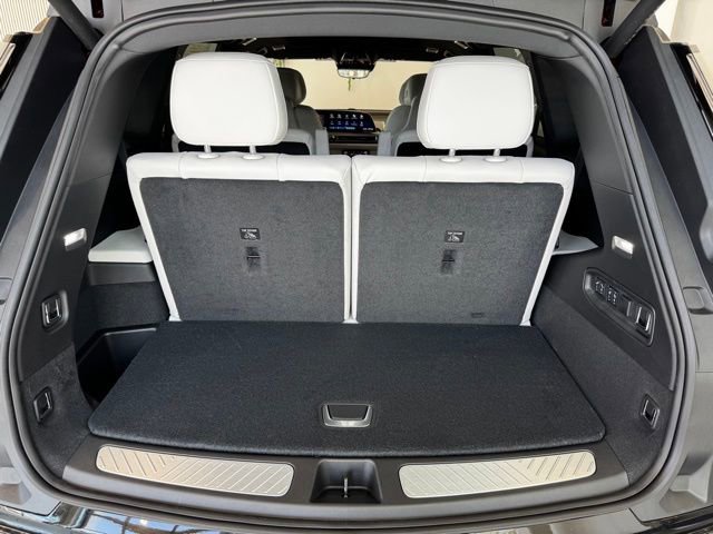 New 2026 Cadillac Vistiq Luxury image 41