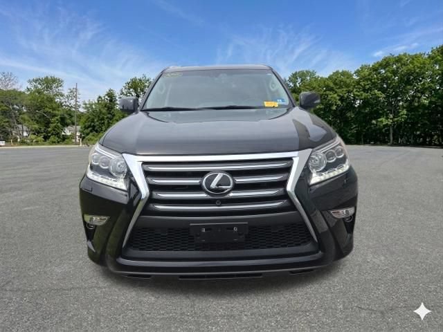 Used 2018 Lexus GX 460 Luxury AWD/4WD image 2