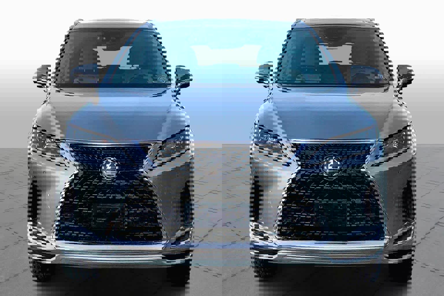 Used 2020 Lexus RX 350L Premium w/ Premium Package image 4