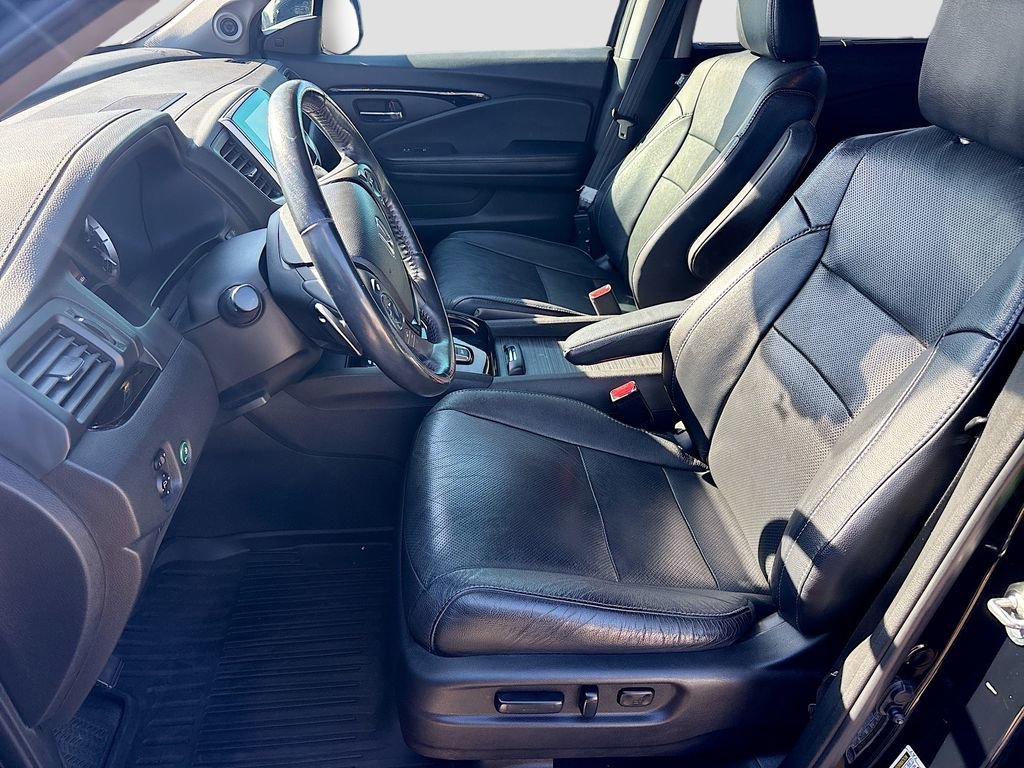 Used 2017 Honda Pilot Elite image 21