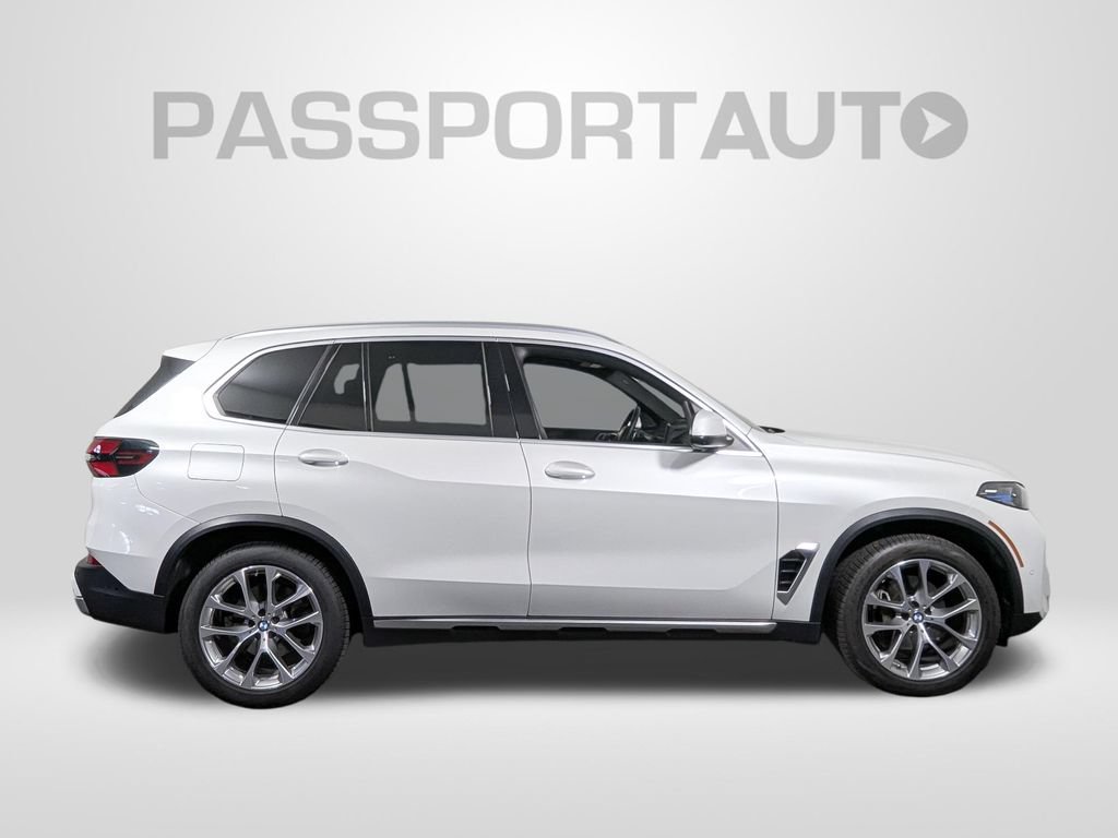Certified 2024 BMW X5 xDrive40i w/ Premium Package AWD/4WD image 8