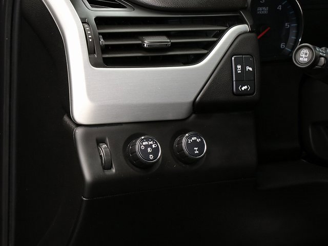 Used 2018 GMC Yukon SLE w/ Convenience Package image 26