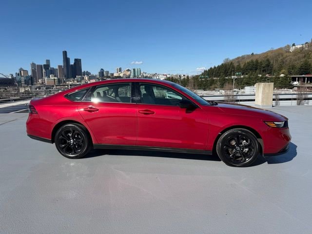 Used 2025 Honda Accord SE image 2