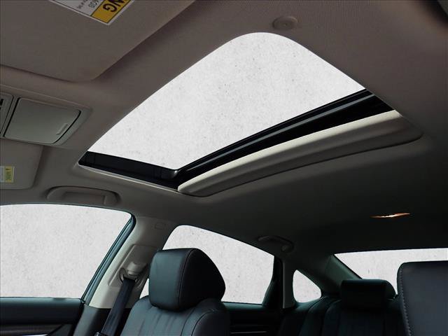 Used 2021 Honda Accord Touring image 13