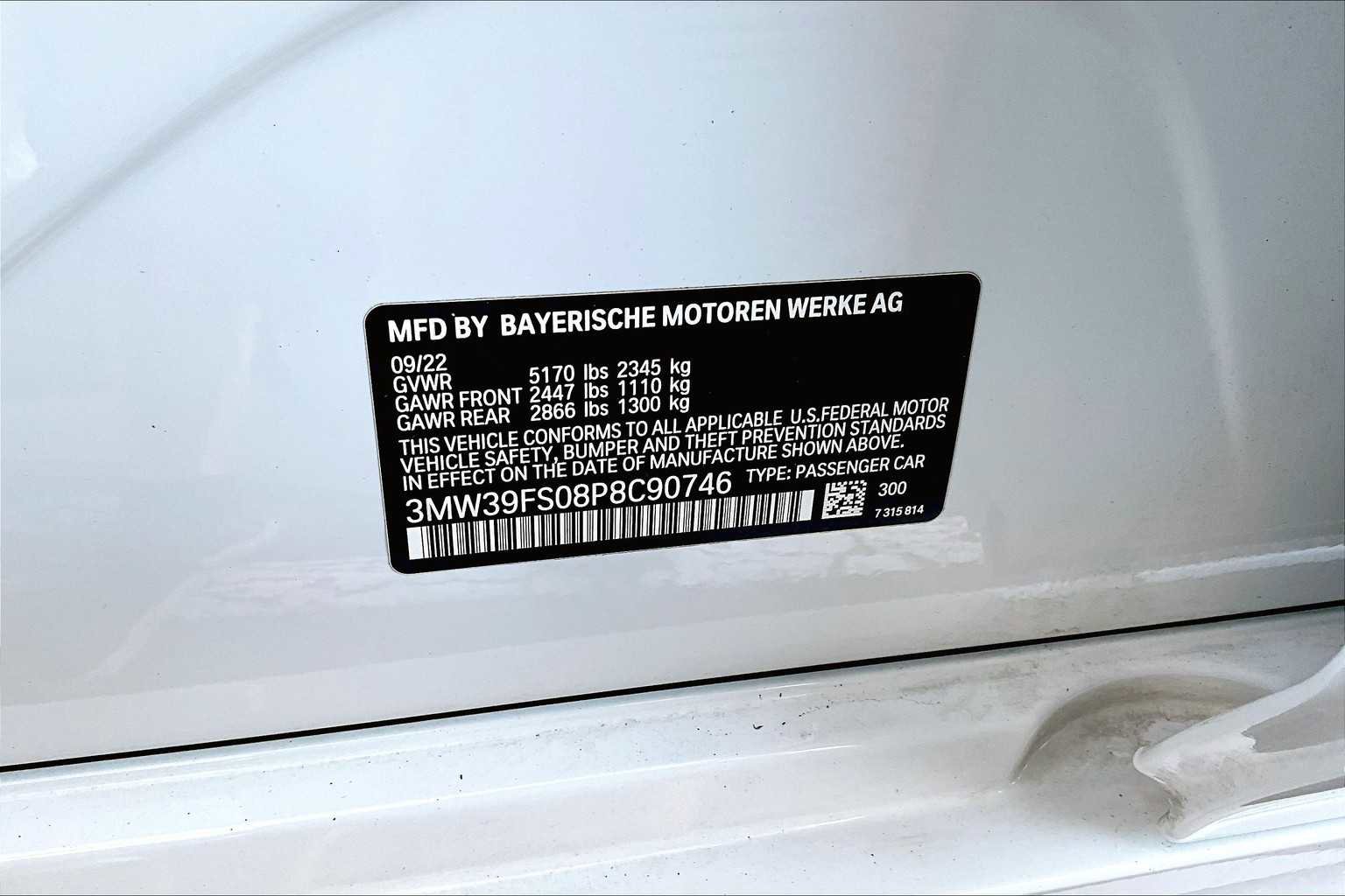 Used 2023 BMW 330e xDrive w/ Premium Package image 37