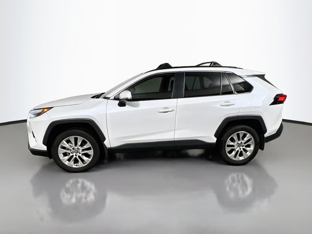 Used 2025 Toyota RAV4 XLE Premium w/ Weather Package FWD image 5