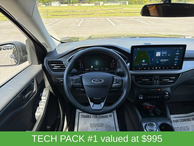 Used 2023 Ford Escape Active w/ Tech Pack #1 AWD/4WD image 2
