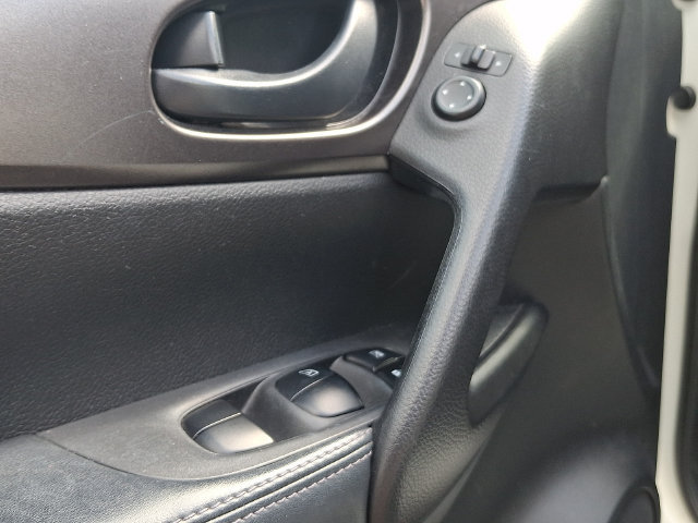 Used 2017 Nissan Rogue Sport S AWD/4WD image 19