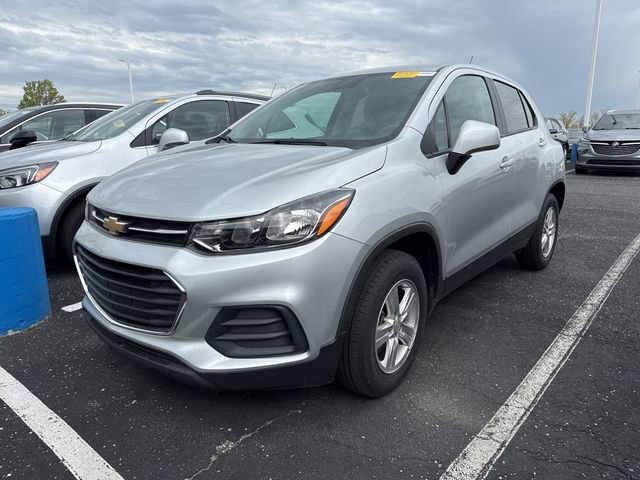 Used 2022 Chevrolet Trax LS w/ Tint and Cruise Package