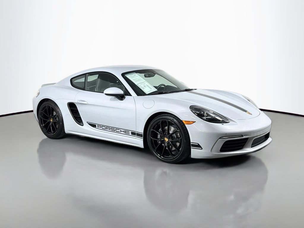 Used 2024 Porsche 718 Cayman w/ Premium Package RWD image 3