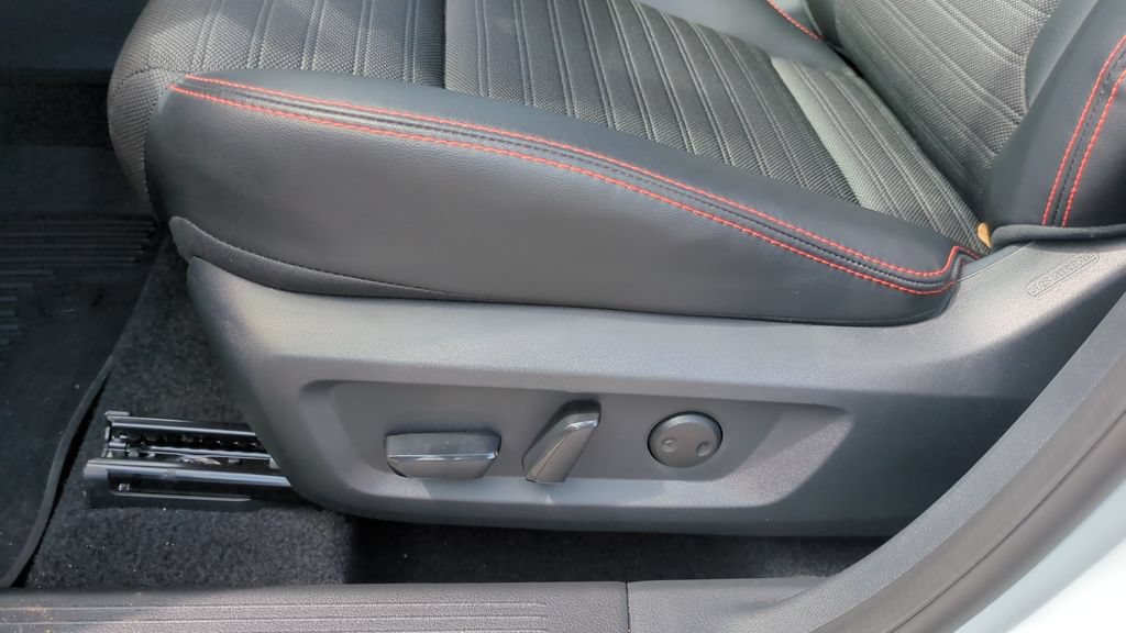 Used 2025 Nissan Rogue SV w/ Rock Creek Premium Package AWD/4WD image 12