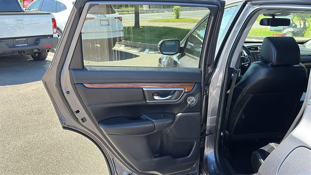 Used 2018 Honda CR-V Touring image 20