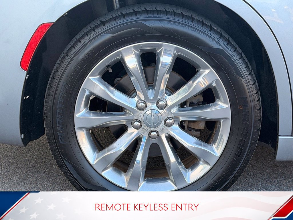 Used 2016 Chrysler 300 Limited w/ Driver Convenience Group AWD/4WD image 7