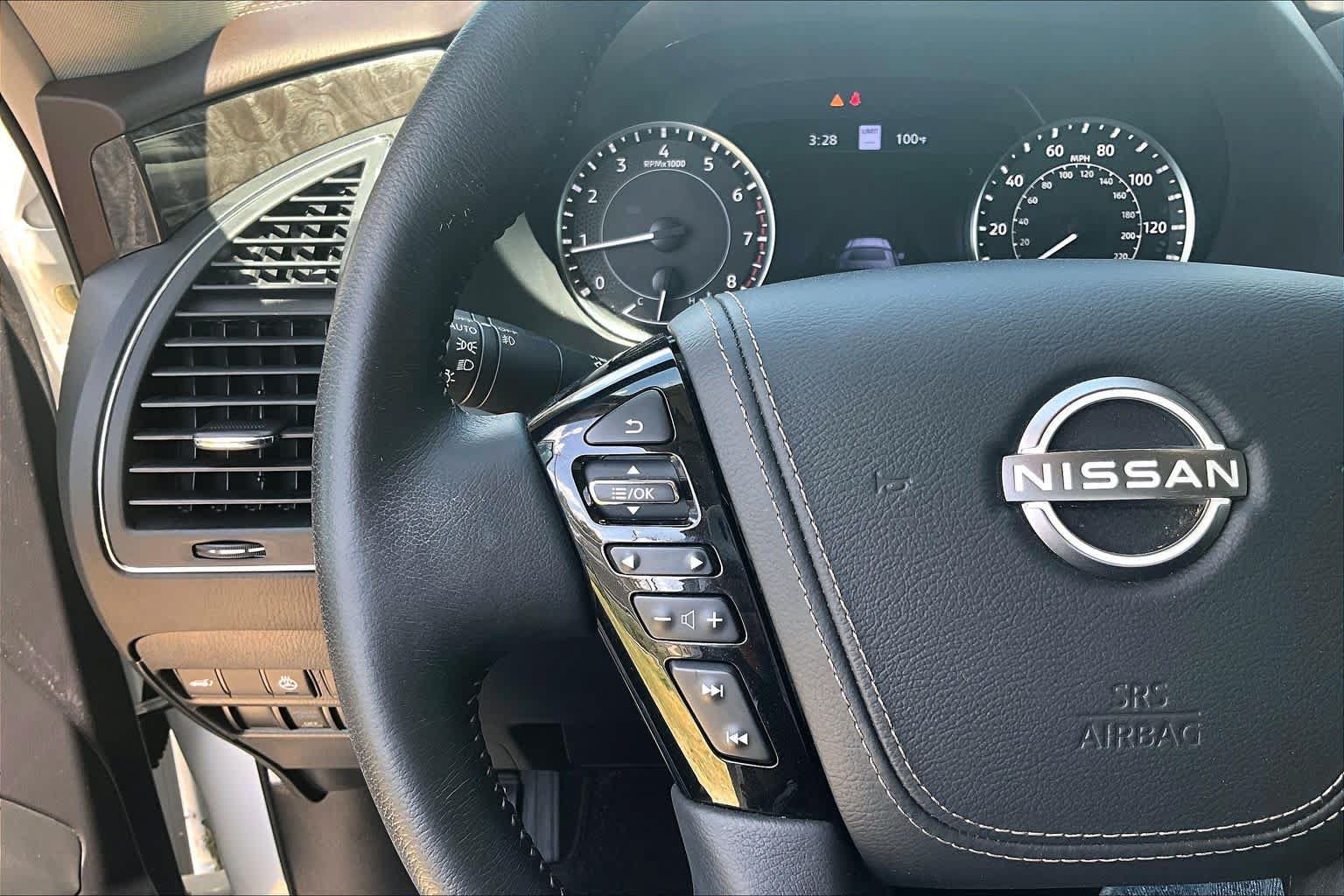 Used 2022 Nissan Armada Platinum w/ Captain's Chairs Package AWD/4WD image 24