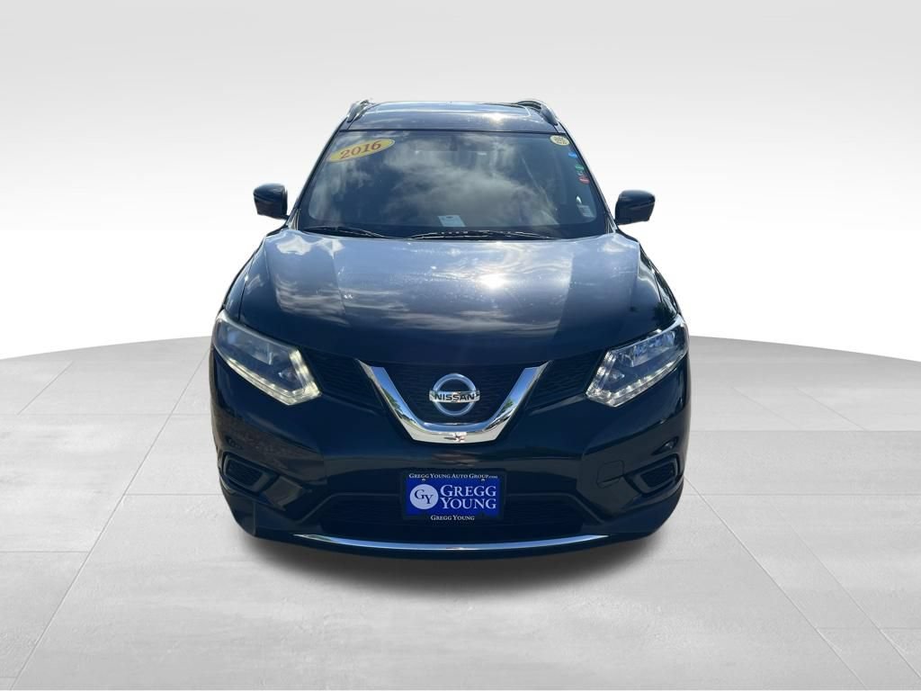 Used 2016 Nissan Rogue SV w/ SV Premium Package AWD/4WD image 9