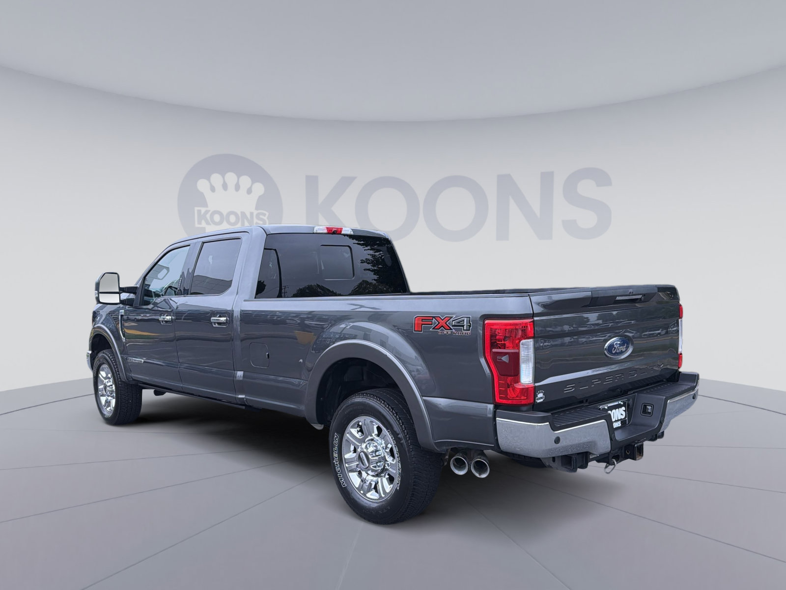 Used 2017 Ford F350 Lariat w/ Lariat Ultimate Package AWD/4WD image 4