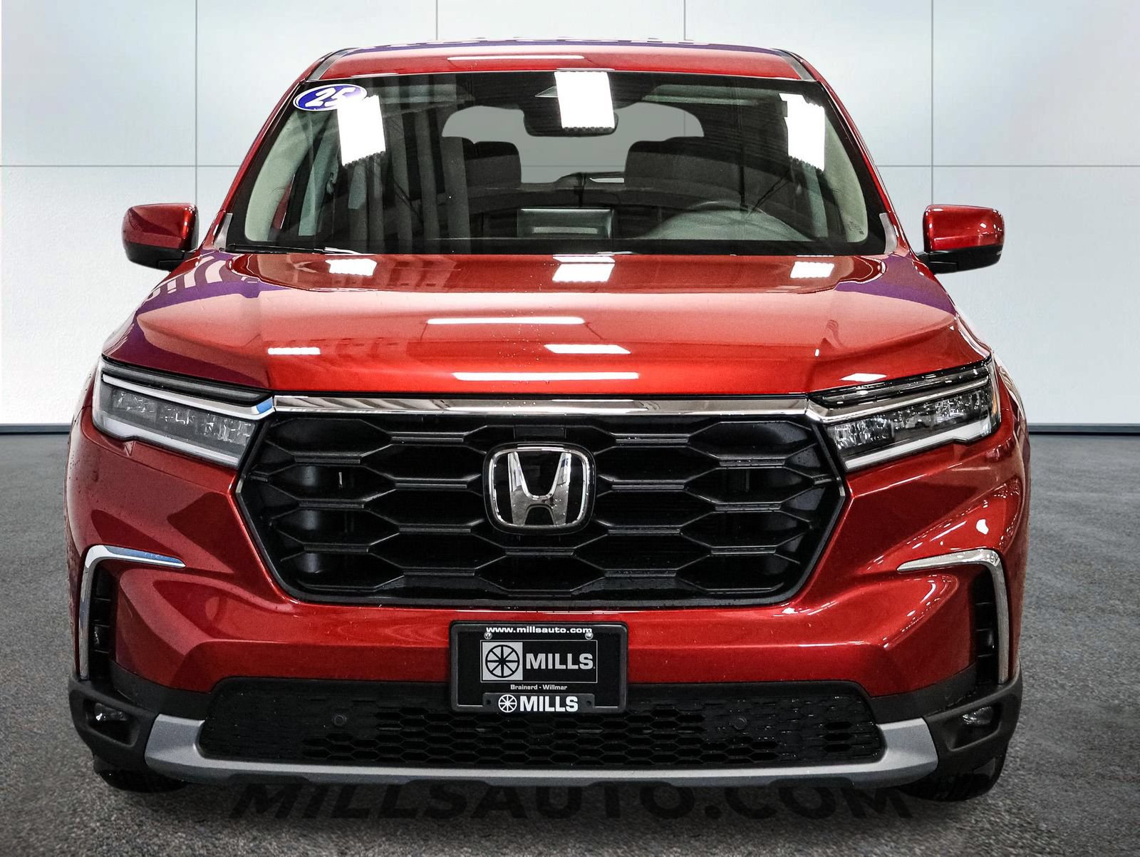 Used 2025 Honda Pilot EX-L image 12