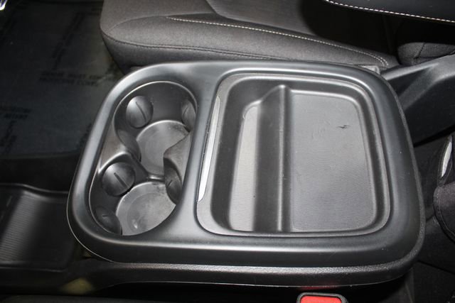 Used 2020 Chrysler Pacifica Touring w/ S Appearance Package image 15