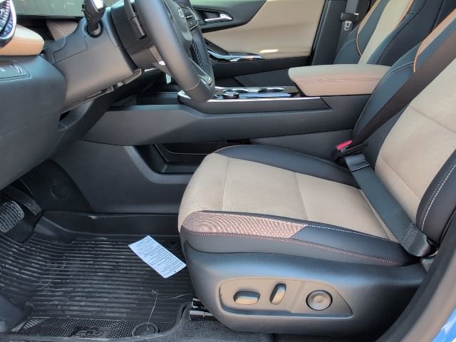 New 2026 Chevrolet Equinox ACTIV w/ Safety and Technology Package FWD image 12