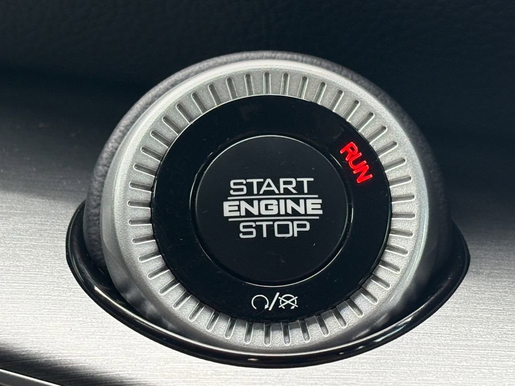 New 2026 Jeep Grand Wagoneer 2WD w/ Premium Group I image 16