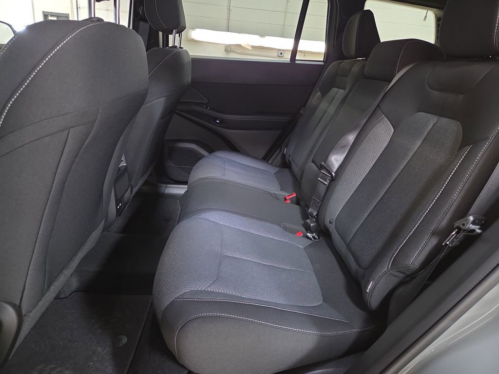 New 2026 Jeep Cherokee Laredo image 22