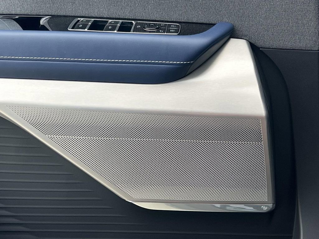 New 2026 Cadillac Vistiq Premium Luxury image 25