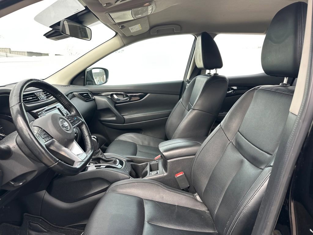 Used 2022 Nissan Rogue Sport SL image 41