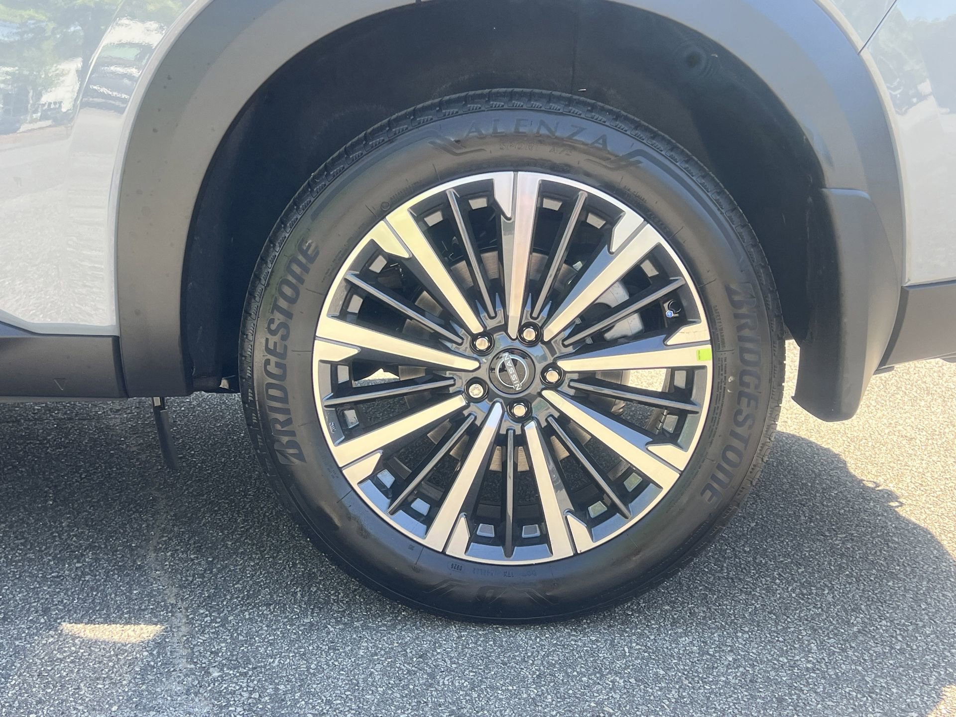 New 2026 Nissan Pathfinder Platinum AWD/4WD image 30