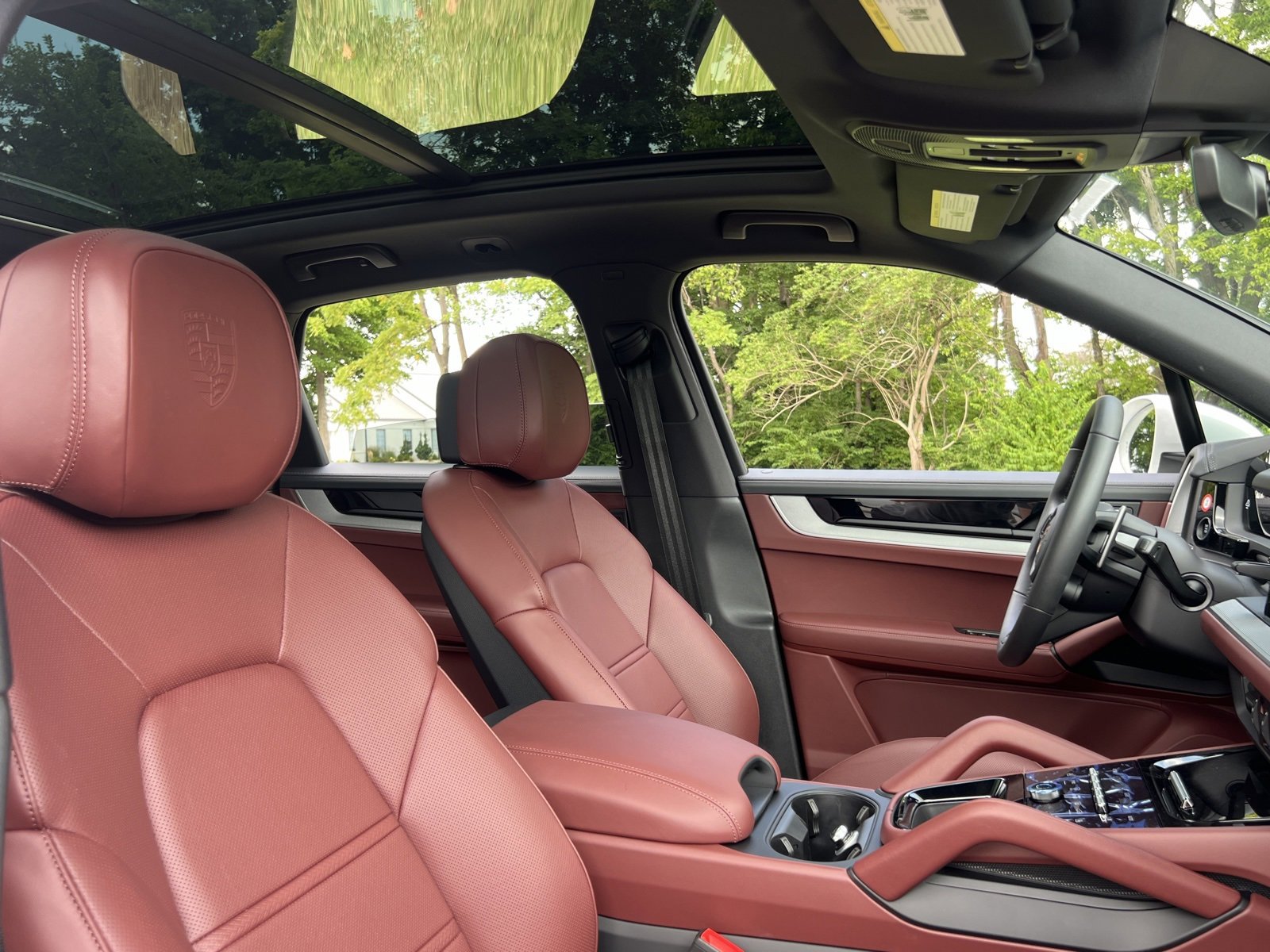 New 2026 Porsche Cayenne image 23