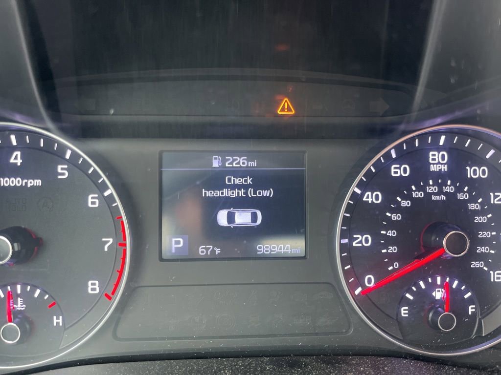 Used 2019 Kia Forte LXS FWD image 6