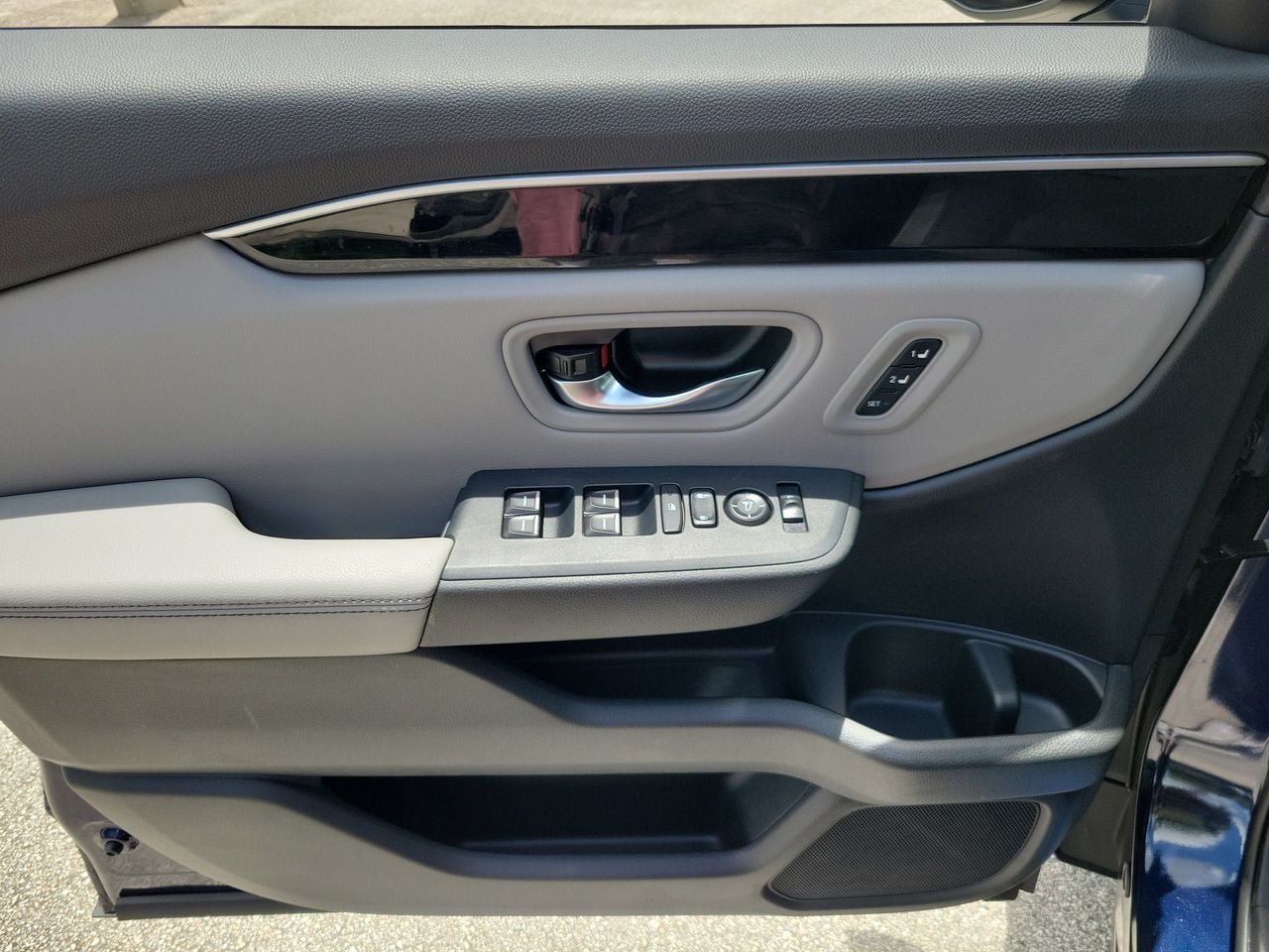 Used 2025 Honda Pilot EX-L image 13