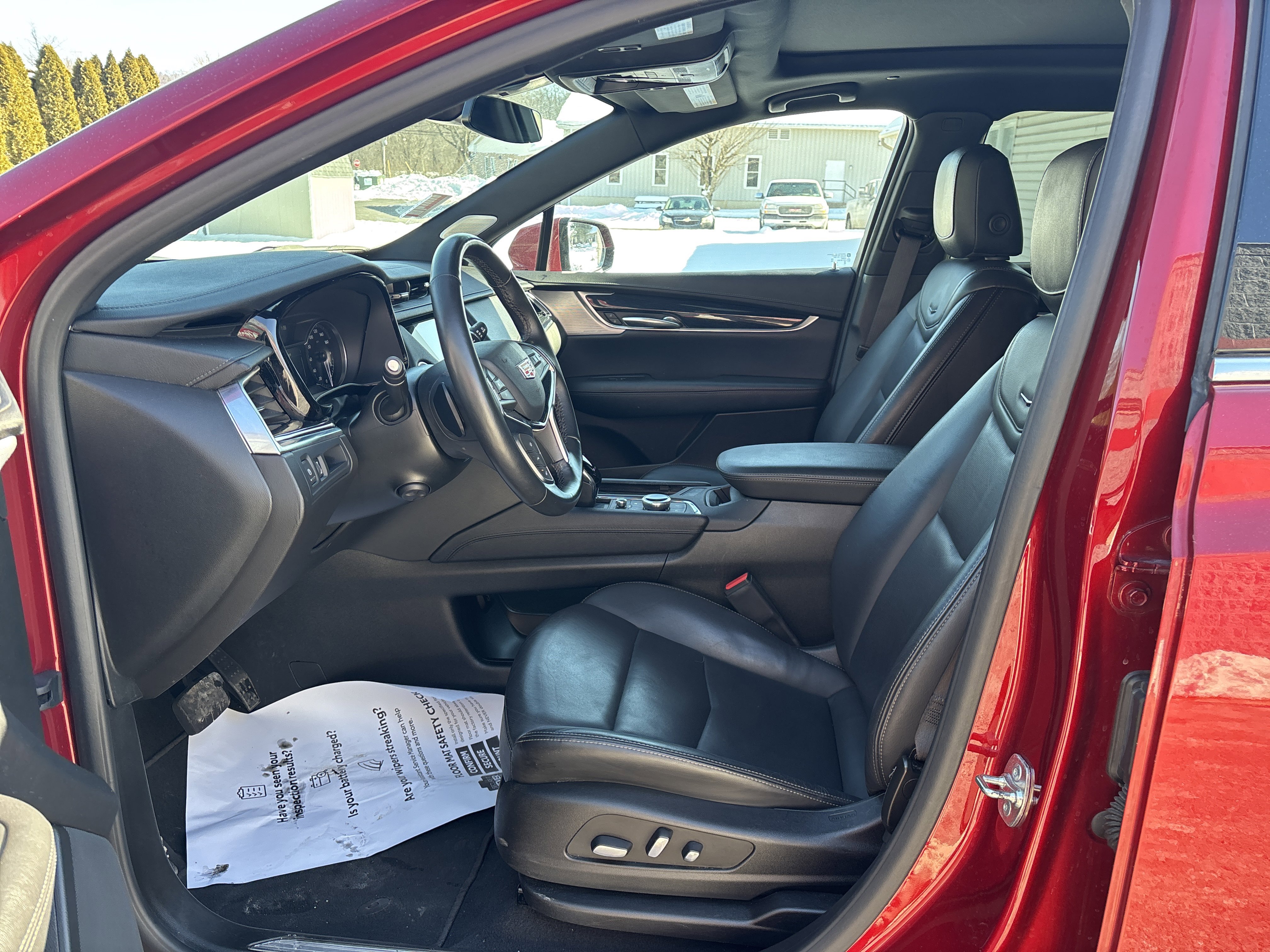 Used 2024 Cadillac XT5 Premium Luxury image 13