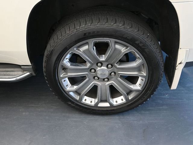 Used 2015 GMC Yukon Denali w/ Touring Package image 12