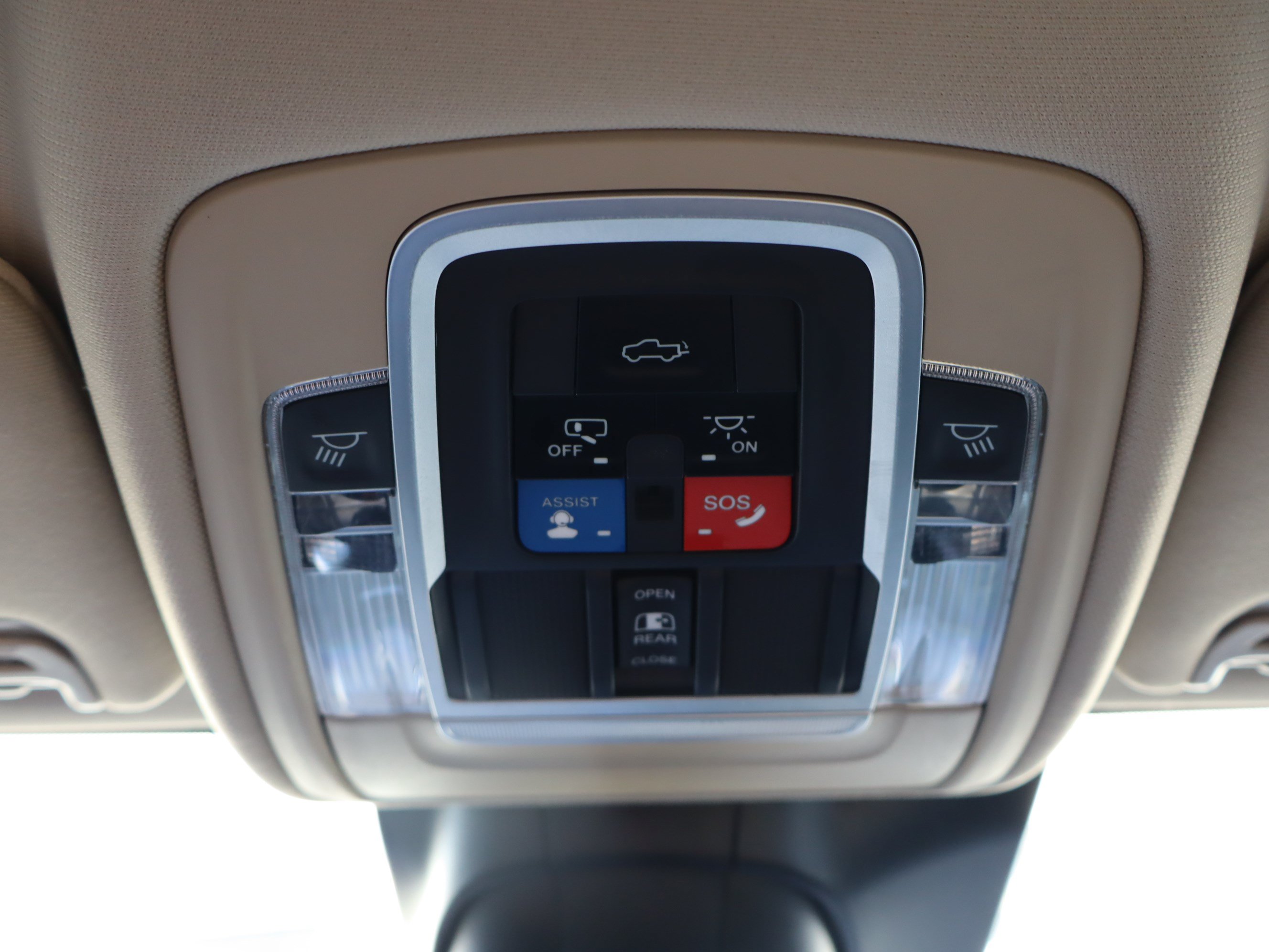 Used 2021 RAM 2500 Limited AWD/4WD image 33