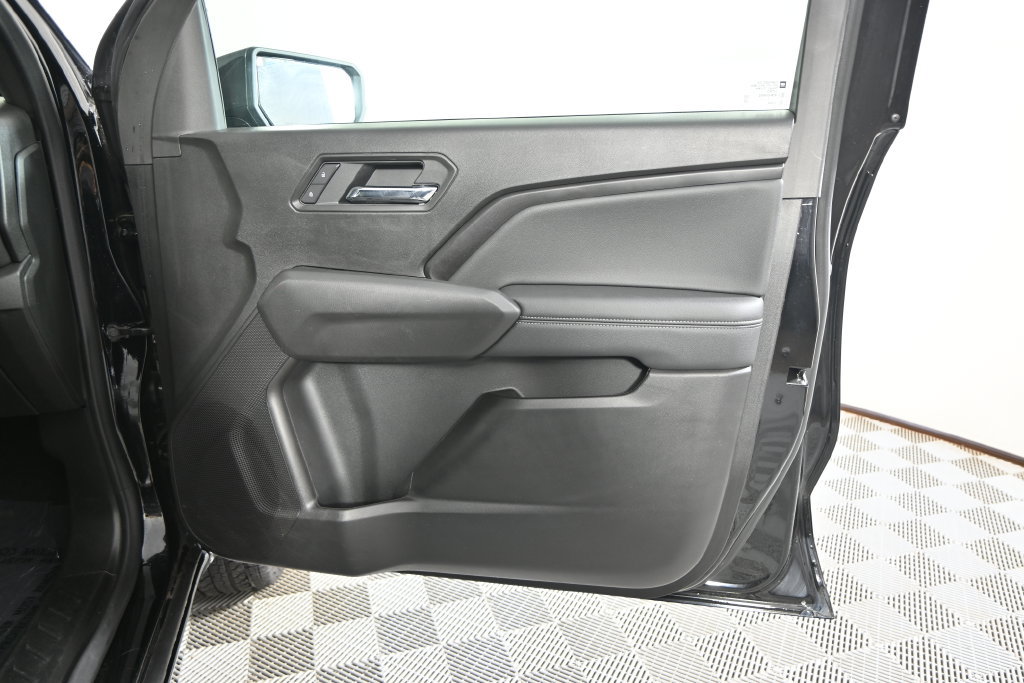 Used 2026 Chevrolet Colorado LT w/ Advanced Trailering Package AWD/4WD image 13