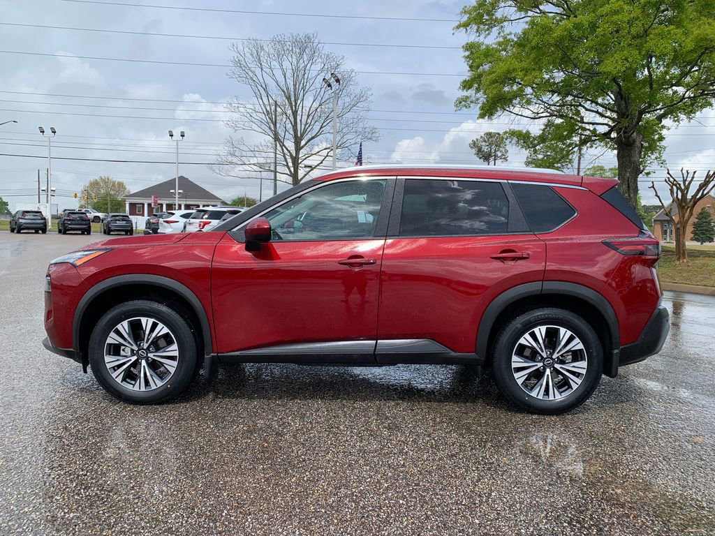 Used 2023 Nissan Rogue SV w/ SV Premium B Package FWD image 5