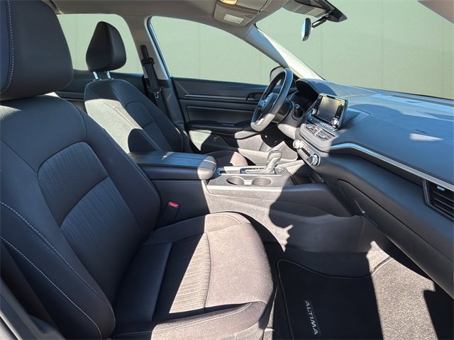 Used 2024 Nissan Altima 2.5 S image 39