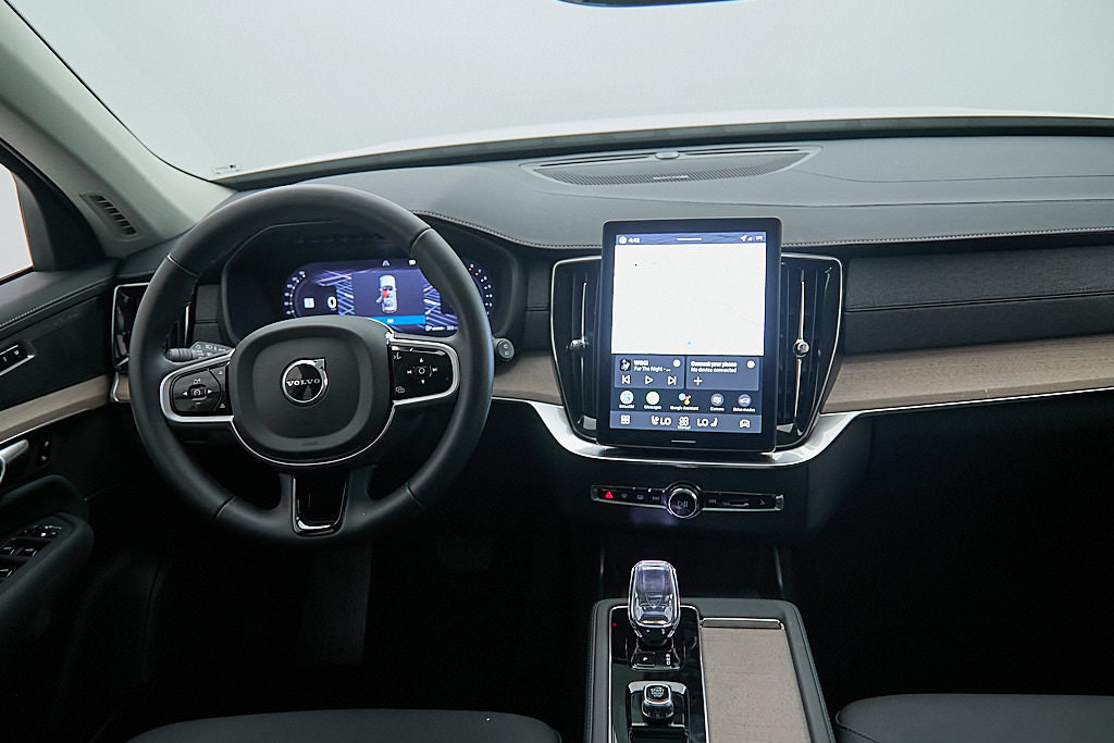 New 2026 Volvo XC90 B6 Plus w/ Protection Package AWD/4WD image 30